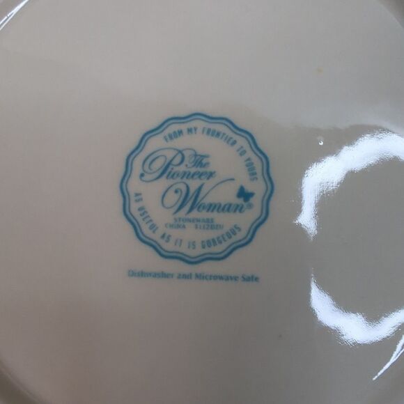 Pioneer Woman Set of 2 Yellow Timeless Floral Salad Plates 8.75 in Scalloped - Picture 4 of 6